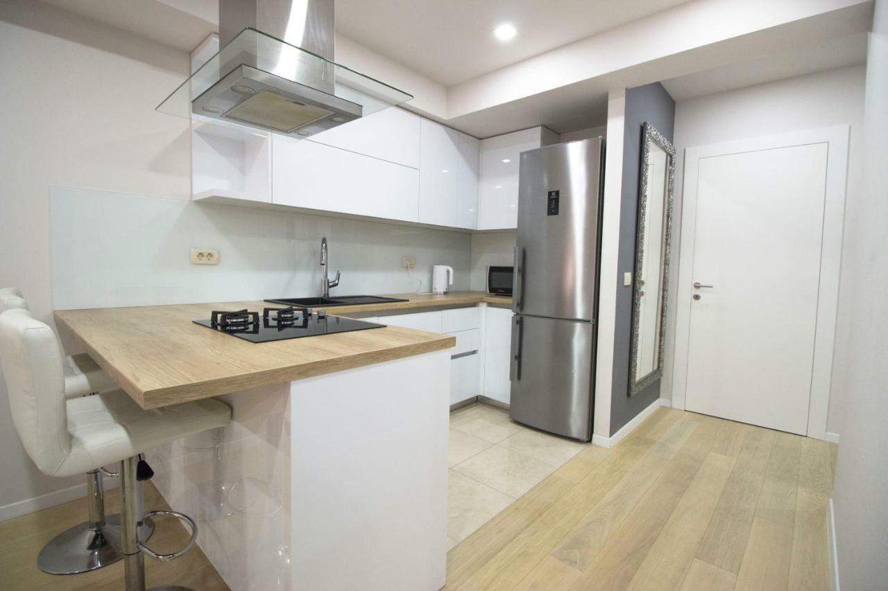 Apartment Deluxe Nana Makarska Bagian luar foto