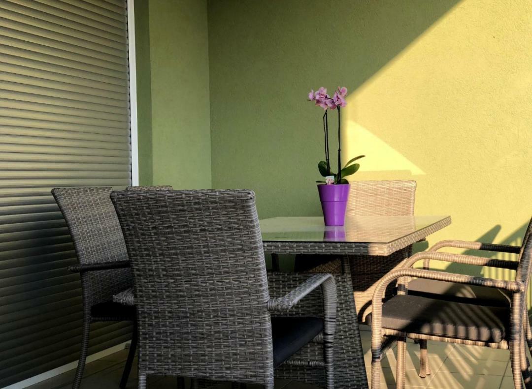 Apartment Deluxe Nana Makarska Bagian luar foto
